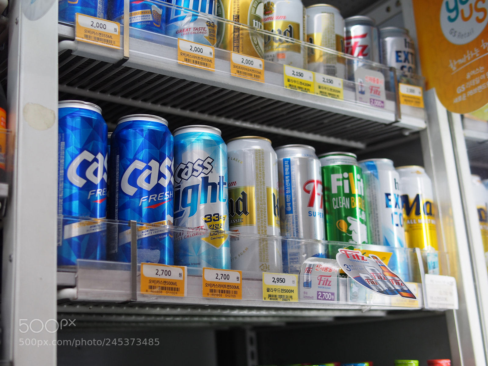 Olympus PEN E-PL5 sample photo. Korean beer at the photography
