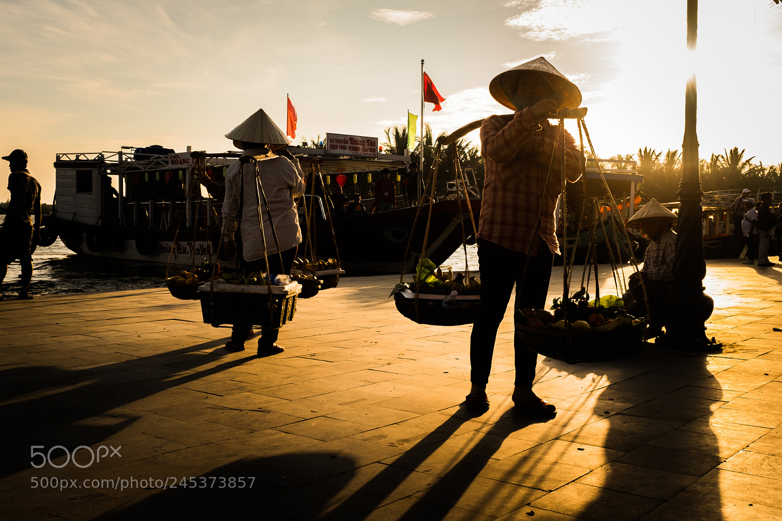 Fujifilm X100F sample photo. Hoi an - at photography