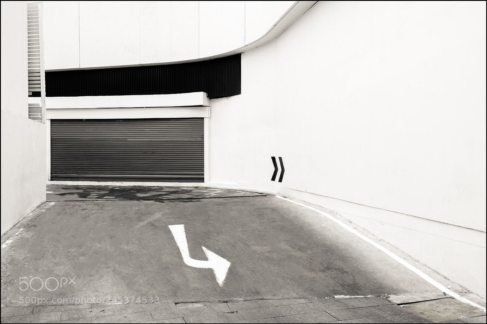 Fujifilm X-T1 sample photo. Arrows out. photography