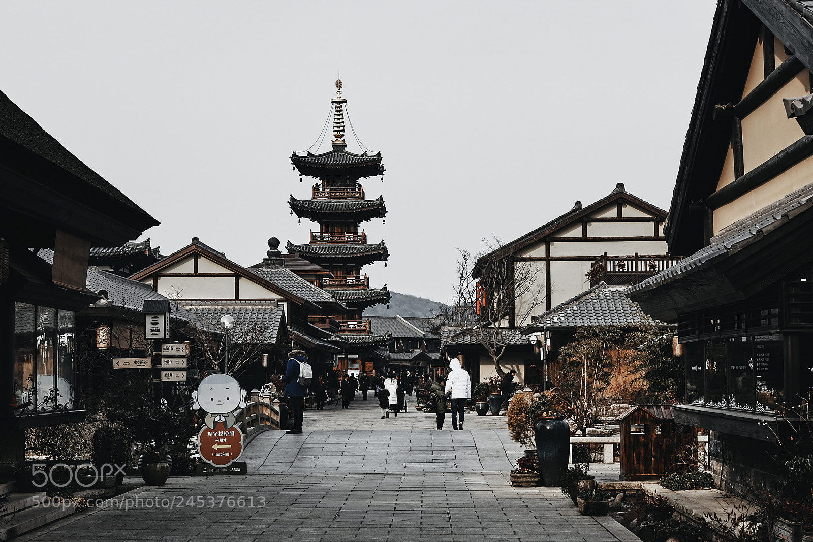 Canon EOS 5DS sample photo. Town photography