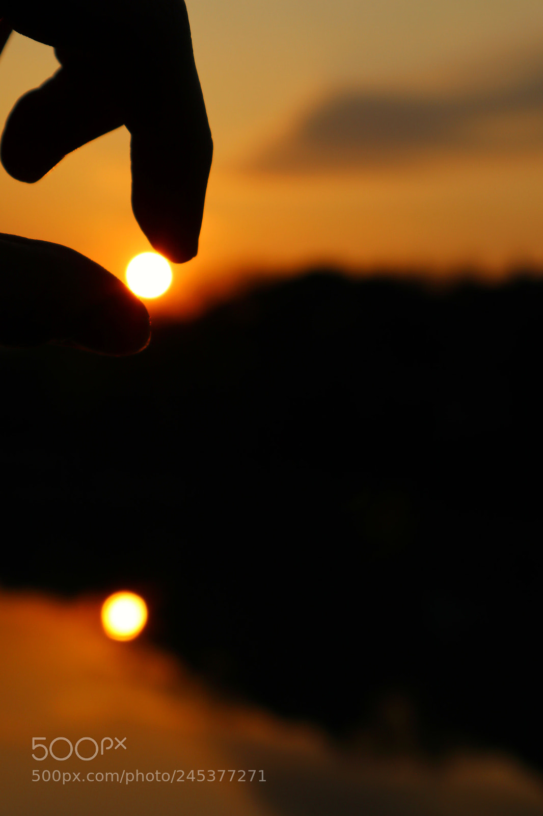Canon EOS M100 sample photo. Small sun photography