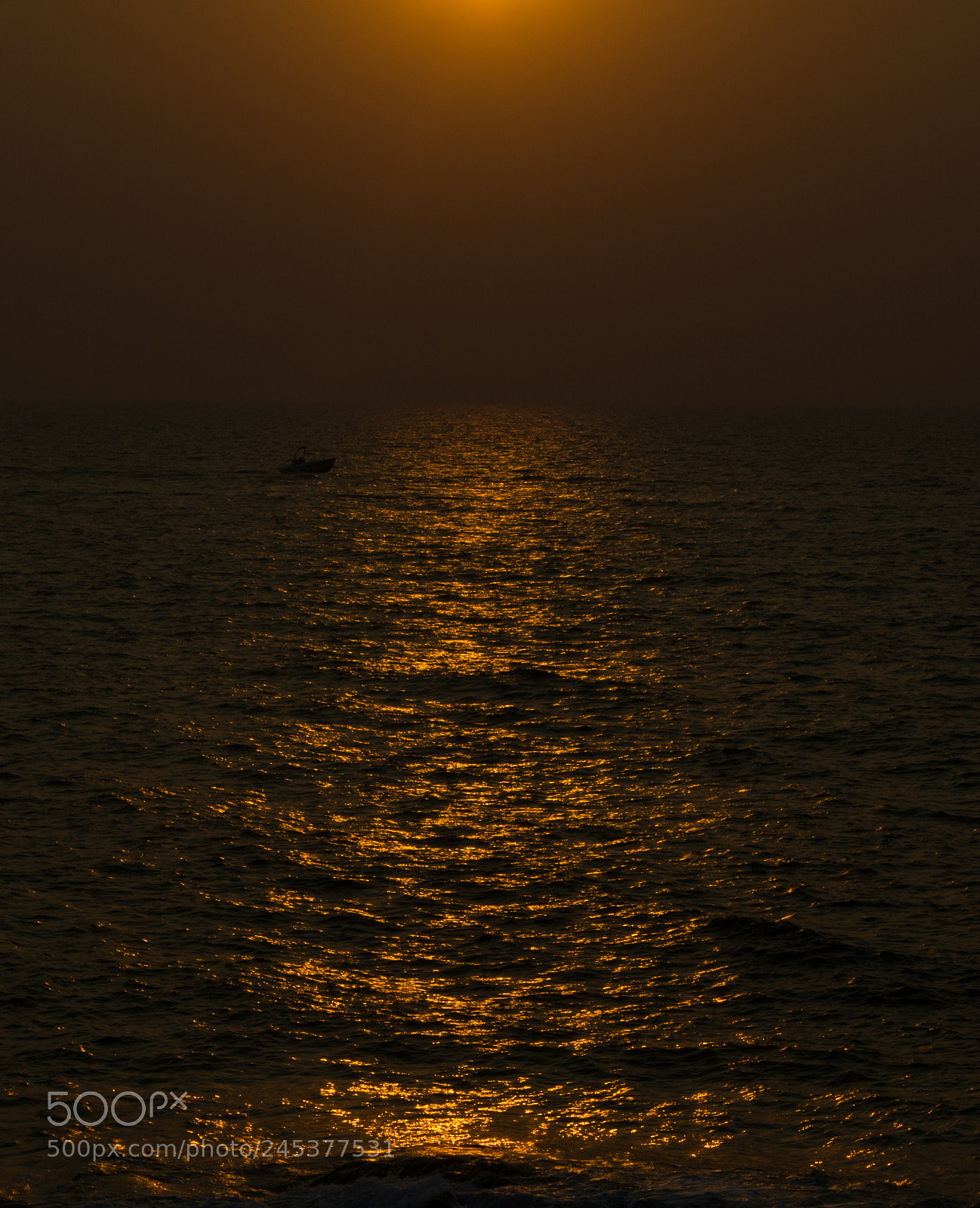 Canon EOS 550D (EOS Rebel T2i / EOS Kiss X4) sample photo. Sunset, sinquerim beach, goa photography
