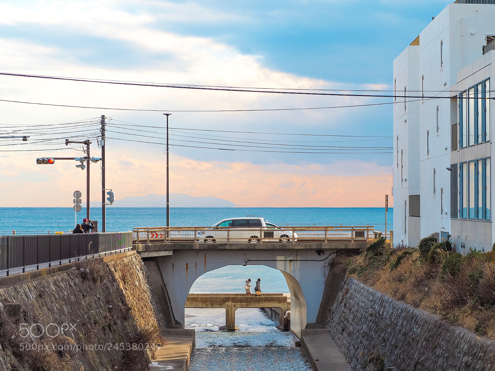 Olympus OM-D E-M10 II sample photo. 鎌倉 七里ヶ浜駅 photography