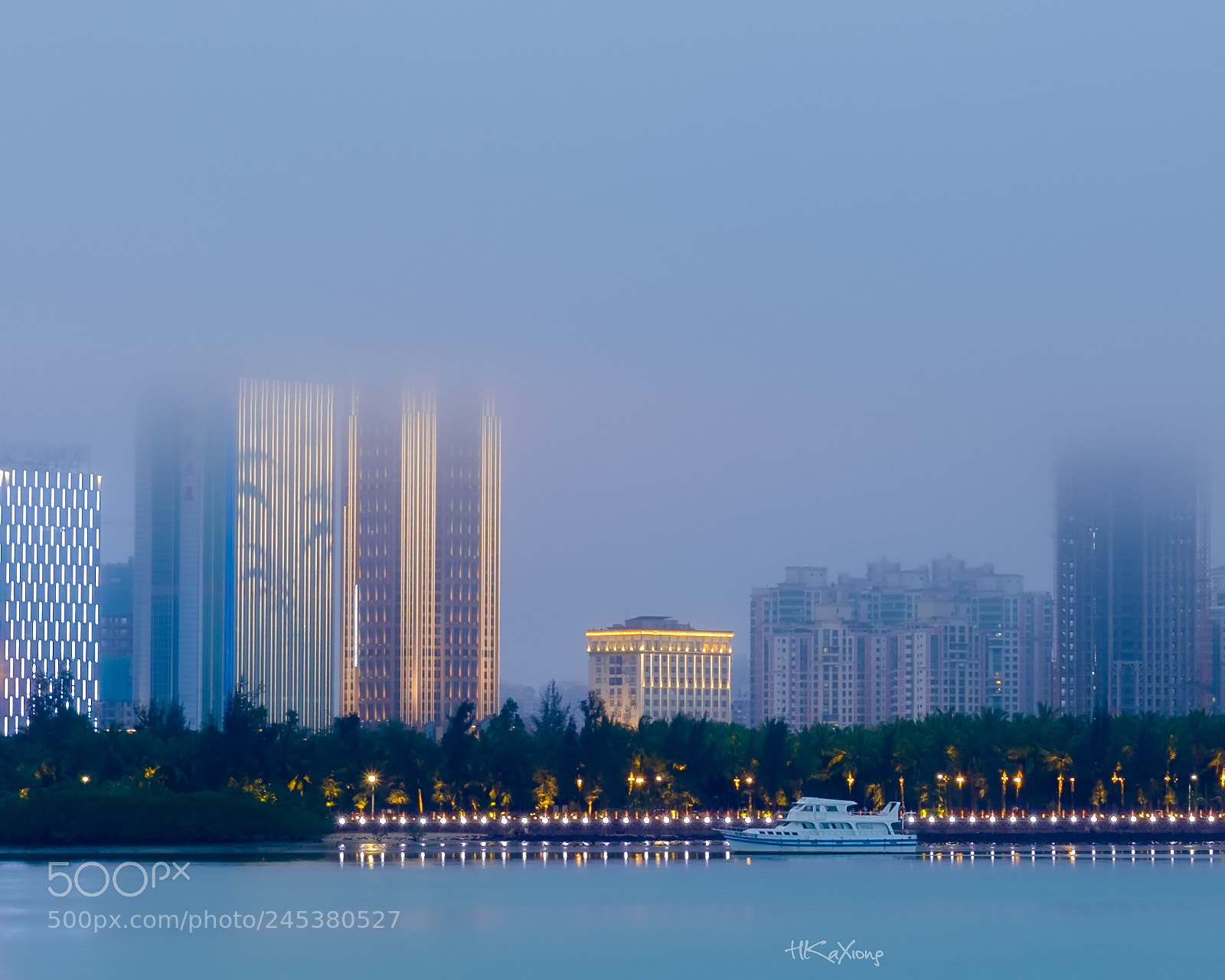 Canon EOS 7D Mark II sample photo. Fog scene photography