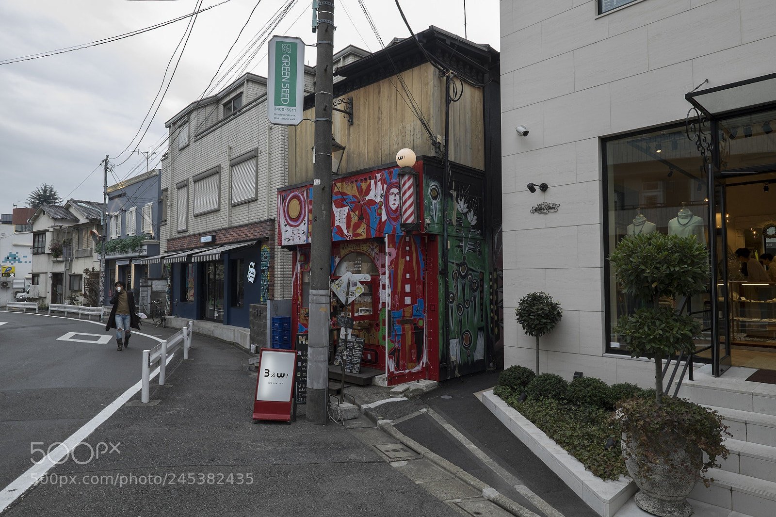 Fujifilm X-T1 sample photo. Tokyo.渋谷区神宮前　3&w1前 photography