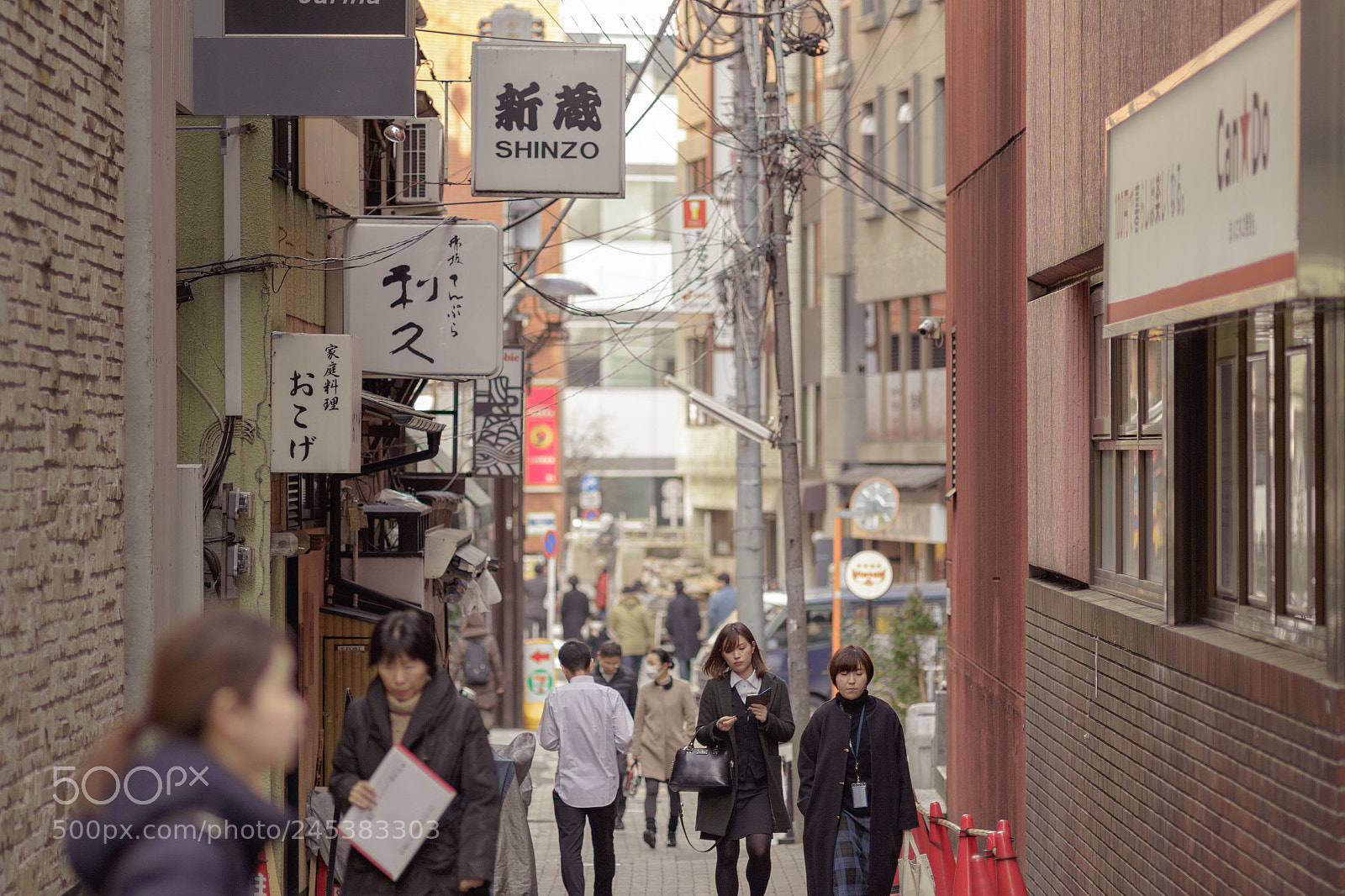 Canon EOS 7D Mark II sample photo. Akasaka trip photography