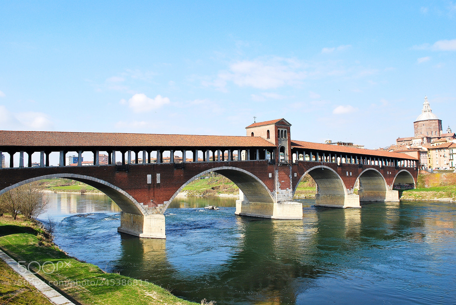 Nikon D60 sample photo. Ponte coperto photography