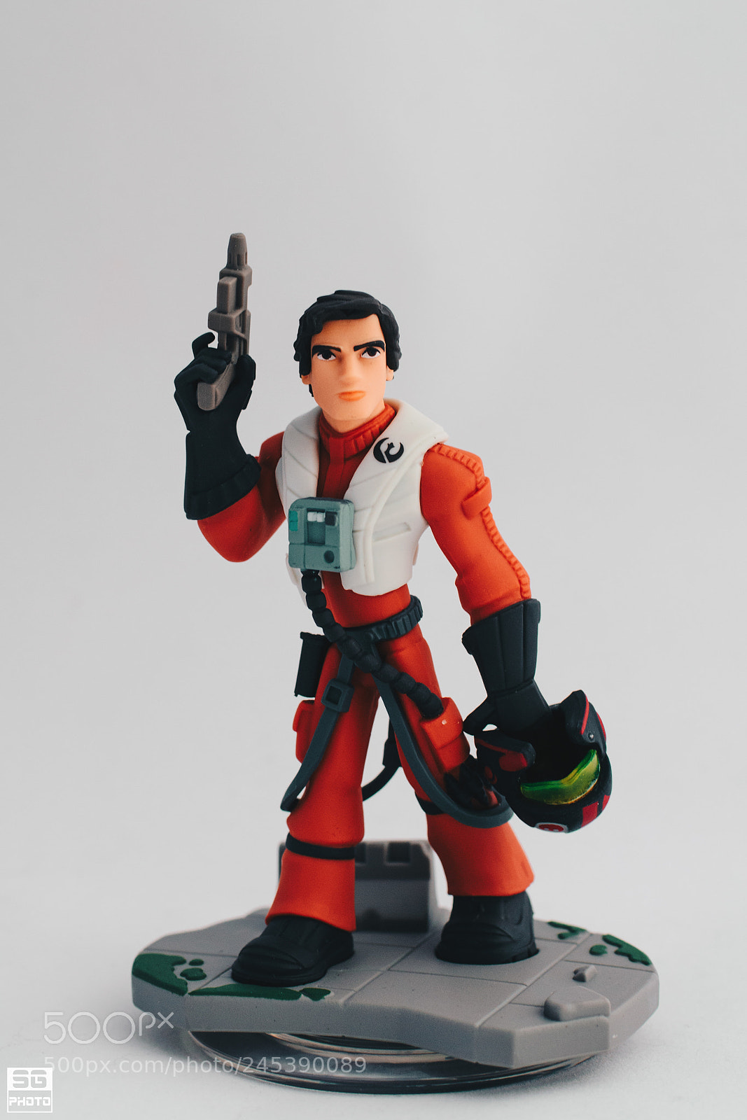 Nikon D3100 sample photo. Poe dameron photography