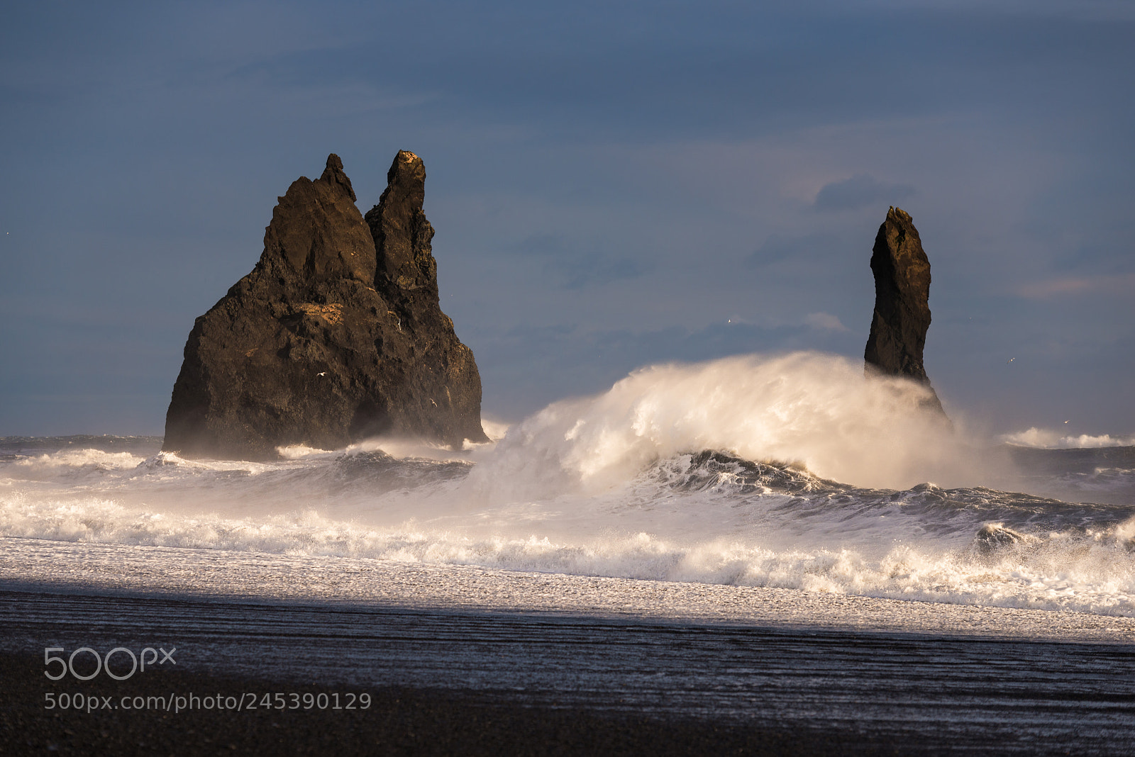Nikon D610 sample photo. Reynisdrangar dans la temp photography