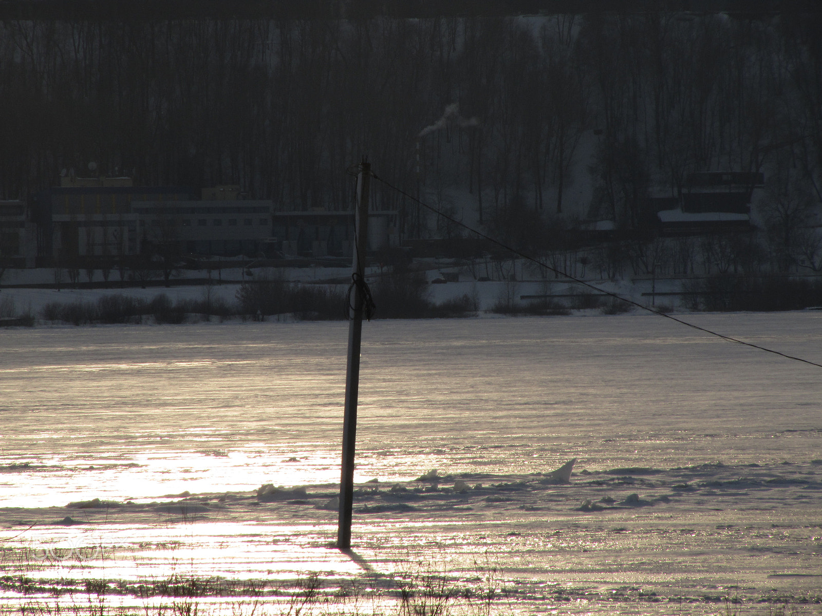 Canon PowerShot SX200 IS sample photo. Ice trap photography