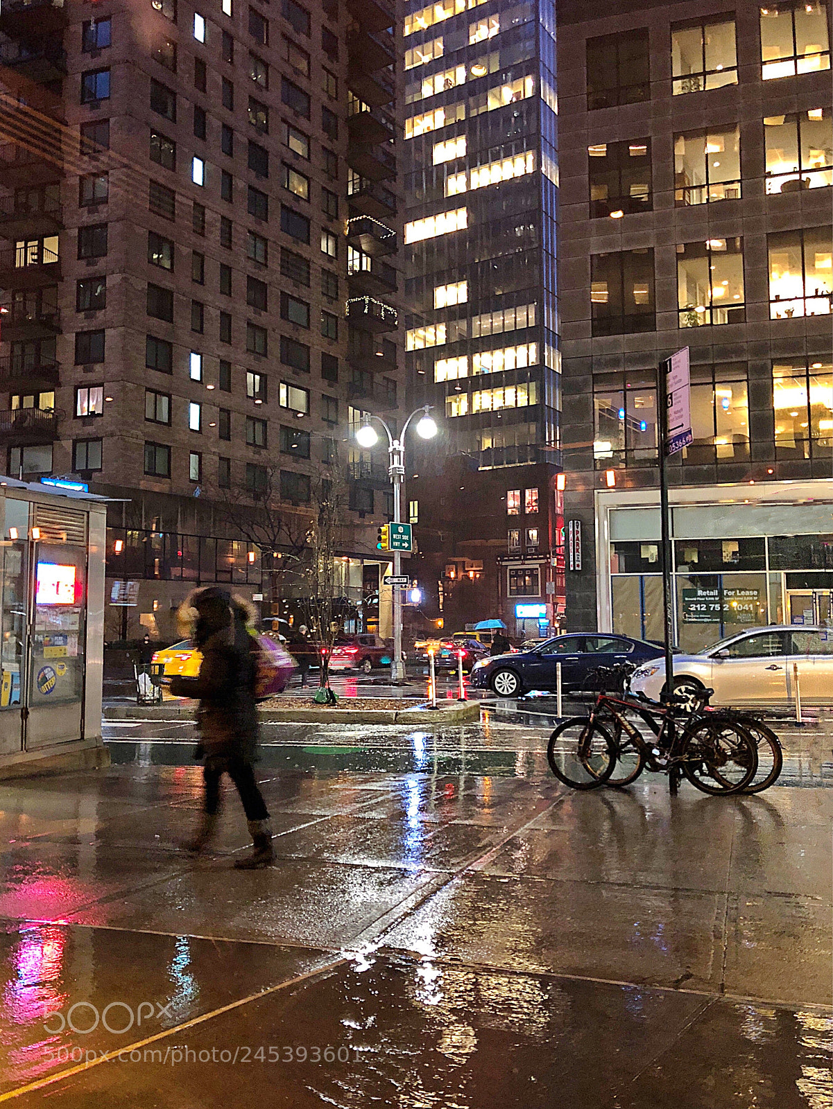 Apple iPhone X sample photo. Street scene, last night photography