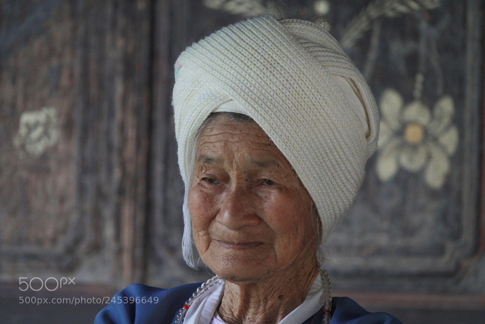 Sony Cyber-shot DSC-RX10 III sample photo. Dai people photography