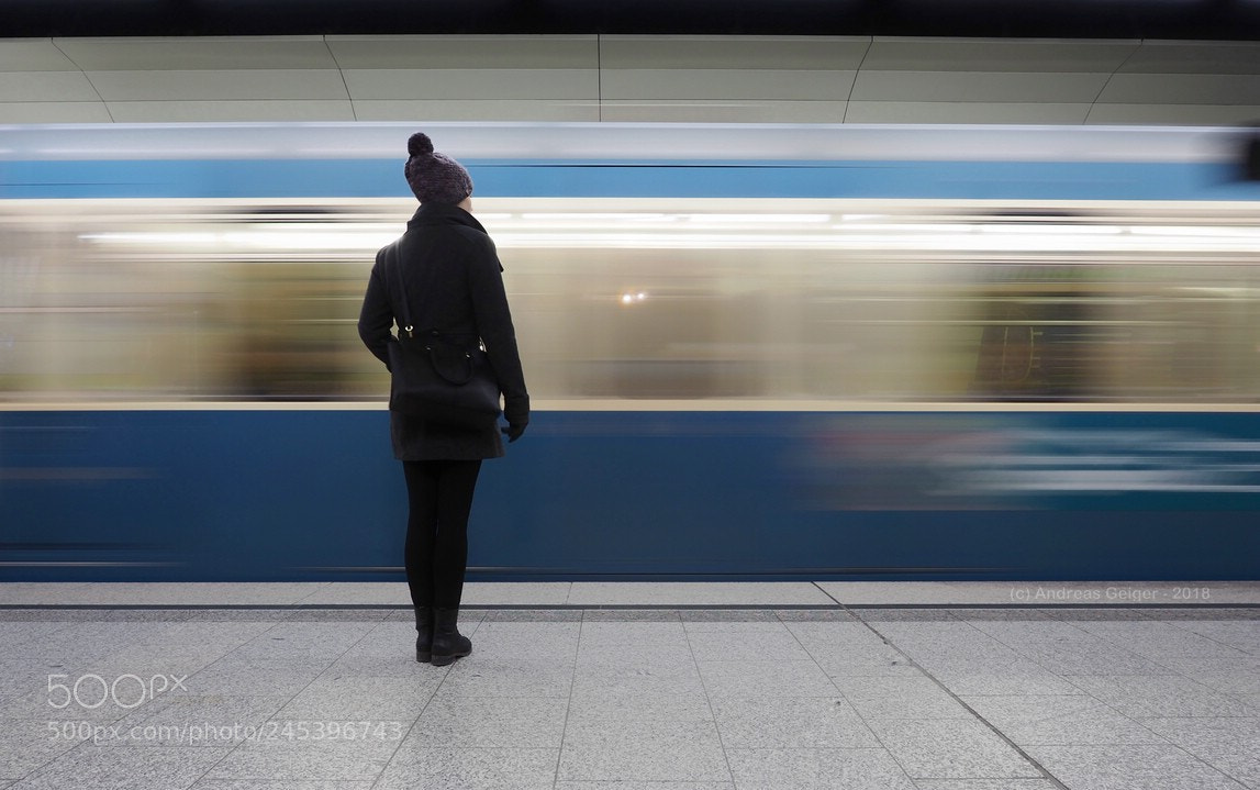 Olympus OM-D E-M10 II sample photo. U-bahn girl [color] photography