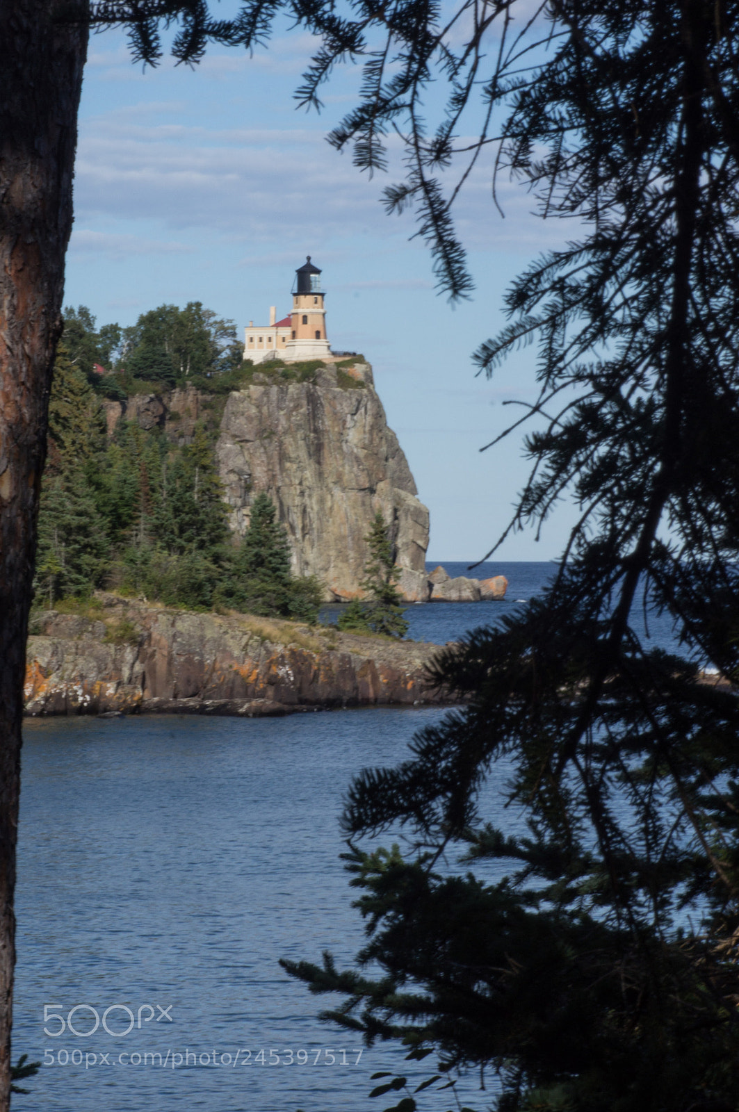 Sony SLT-A55 (SLT-A55V) sample photo. Split rock lighthouse photography