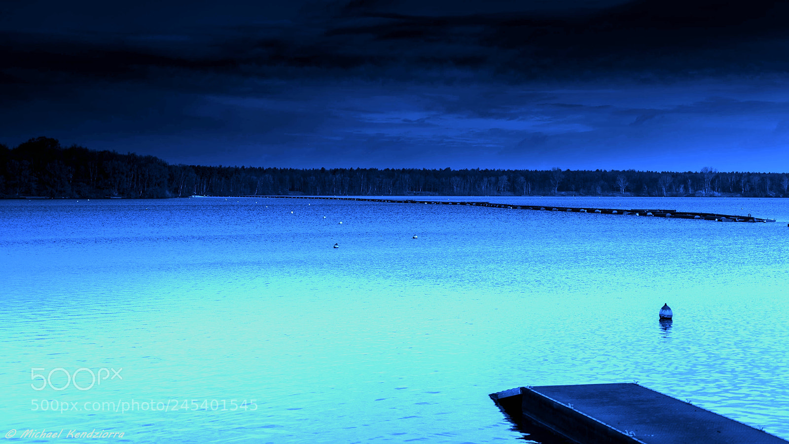 Sony a7 II sample photo. The lake color photography