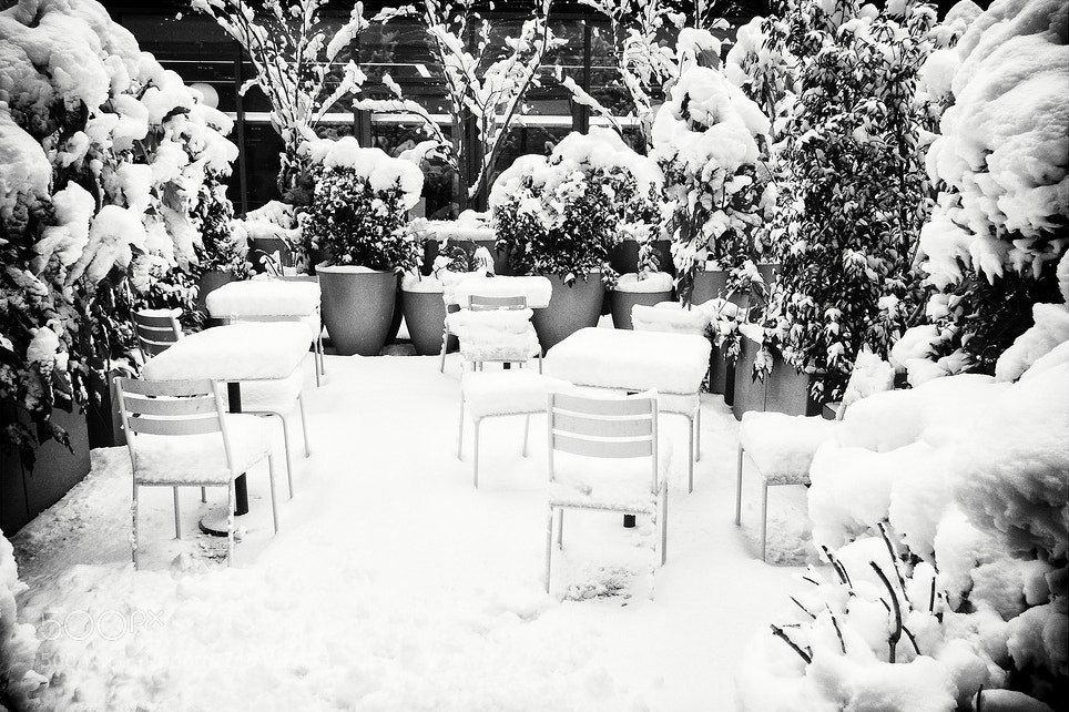 Fujifilm X-Pro1 sample photo. Puteaux / terrasse en hiver photography