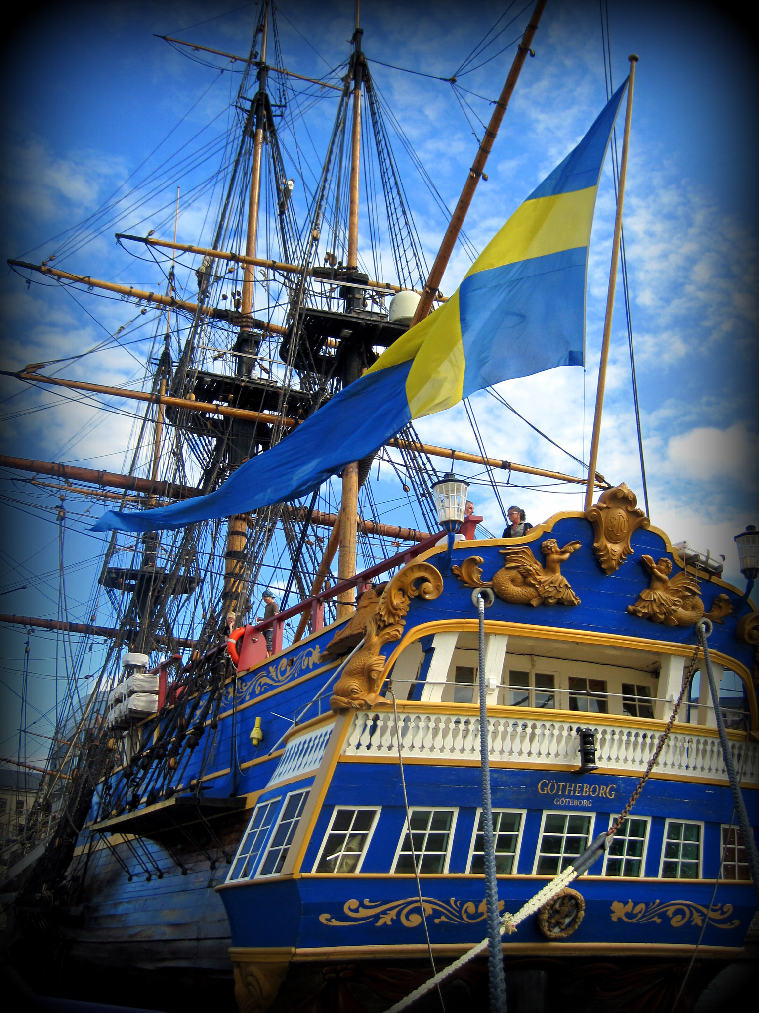 Canon PowerShot SD1200 IS (Digital IXUS 95 IS / IXY Digital 110 IS) sample photo. Old school yacht. photography