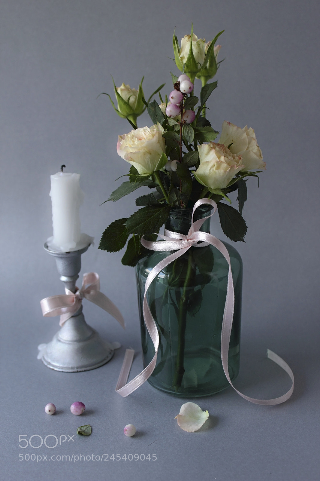 Canon EOS 550D (EOS Rebel T2i / EOS Kiss X4) sample photo. Still life with white photography