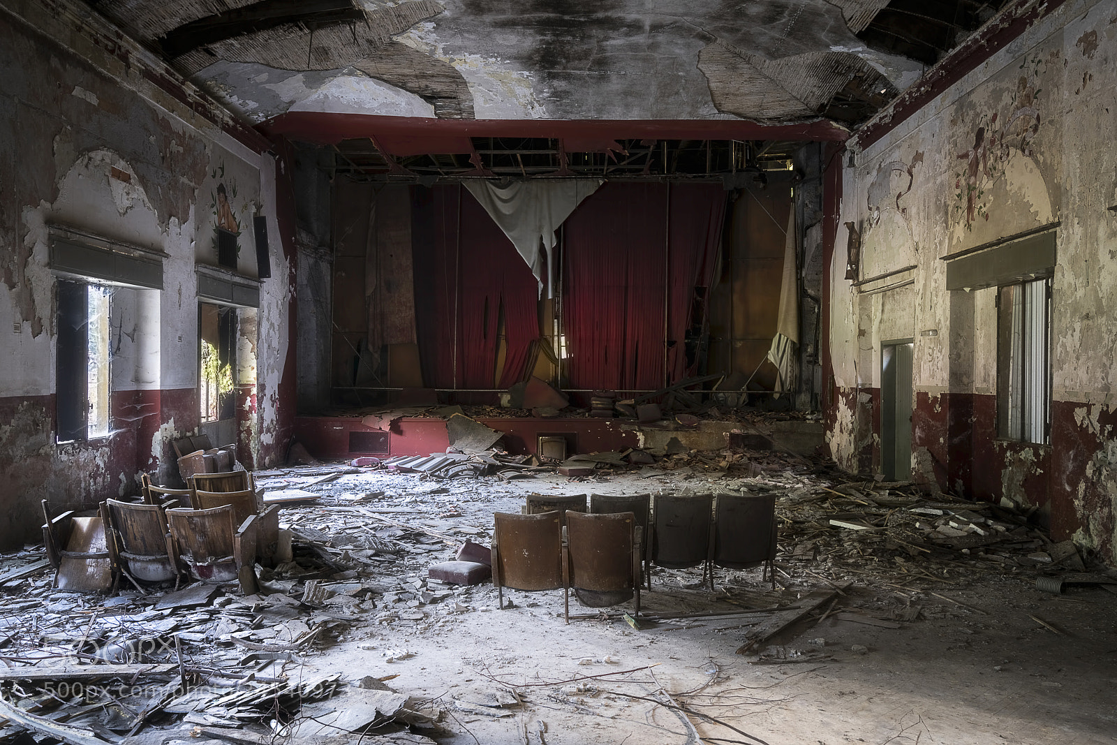 Sony a7R II sample photo. Abandoned theatre. photography