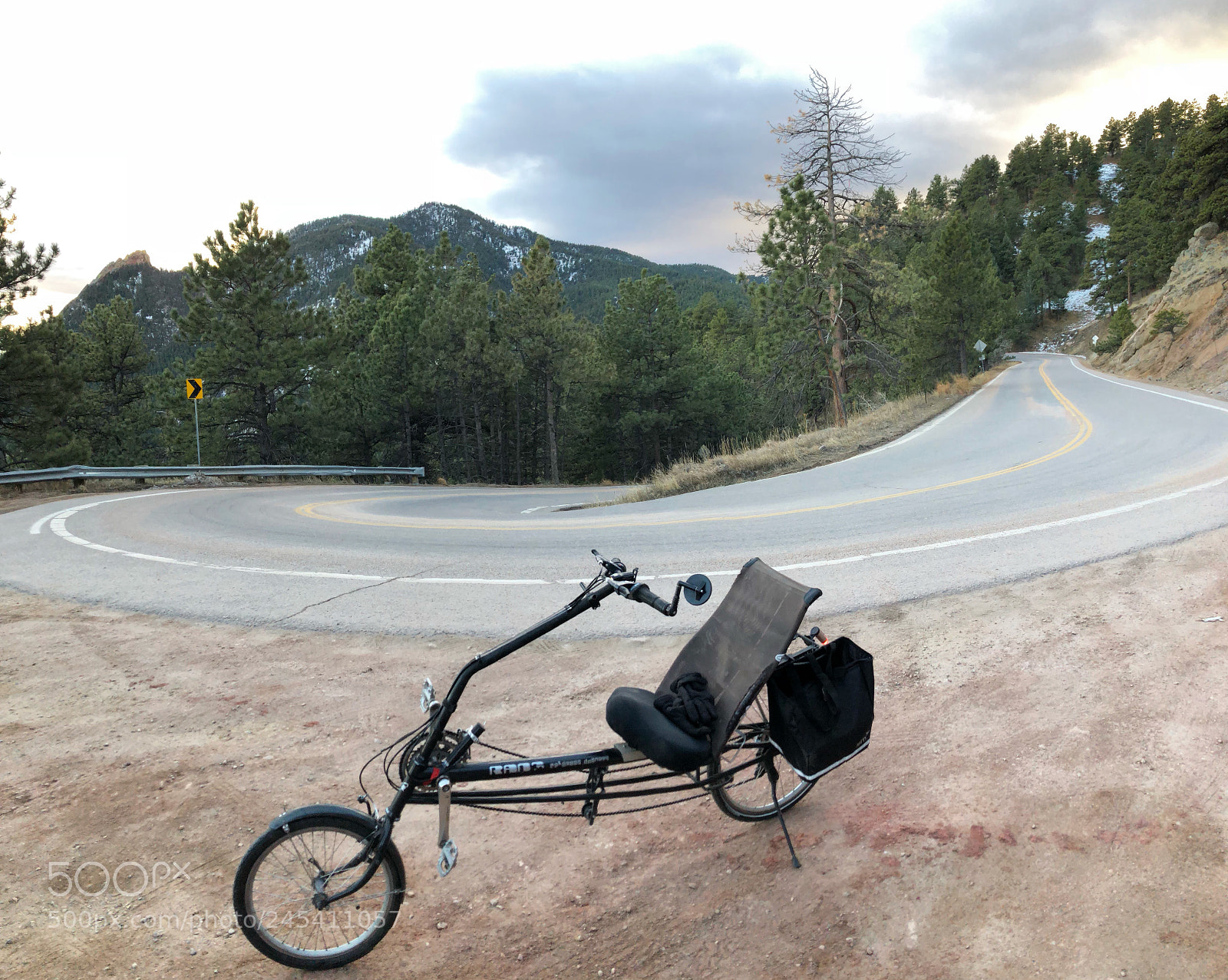 Apple iPhone 8 Plus sample photo. Hairpin turn photography