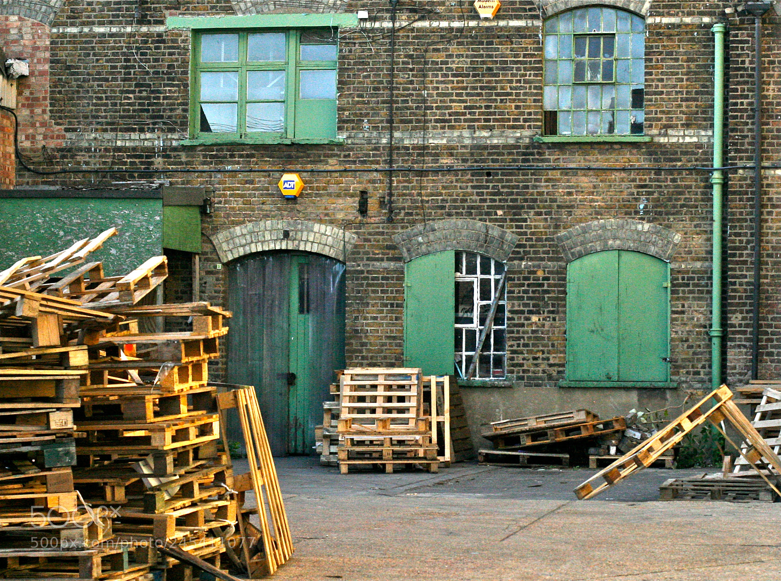 Canon EOS 30D sample photo. Pallets and shutters photography