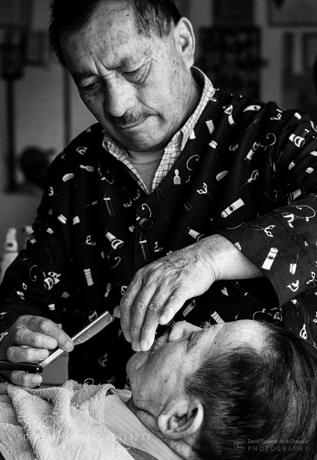 Fujifilm X-E1 sample photo. Barber. photography