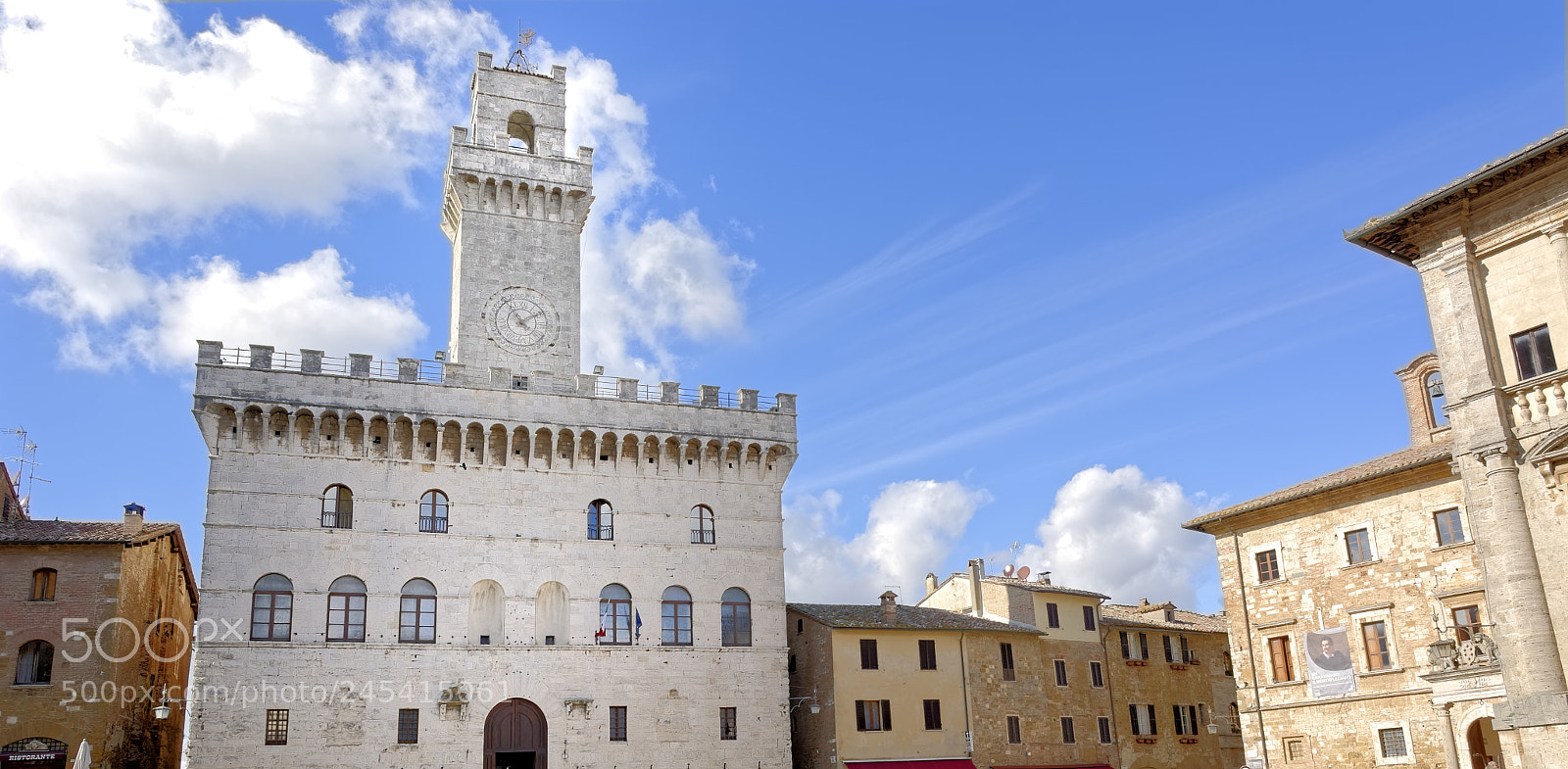 Nikon D7100 sample photo. Corner of piazza grande photography