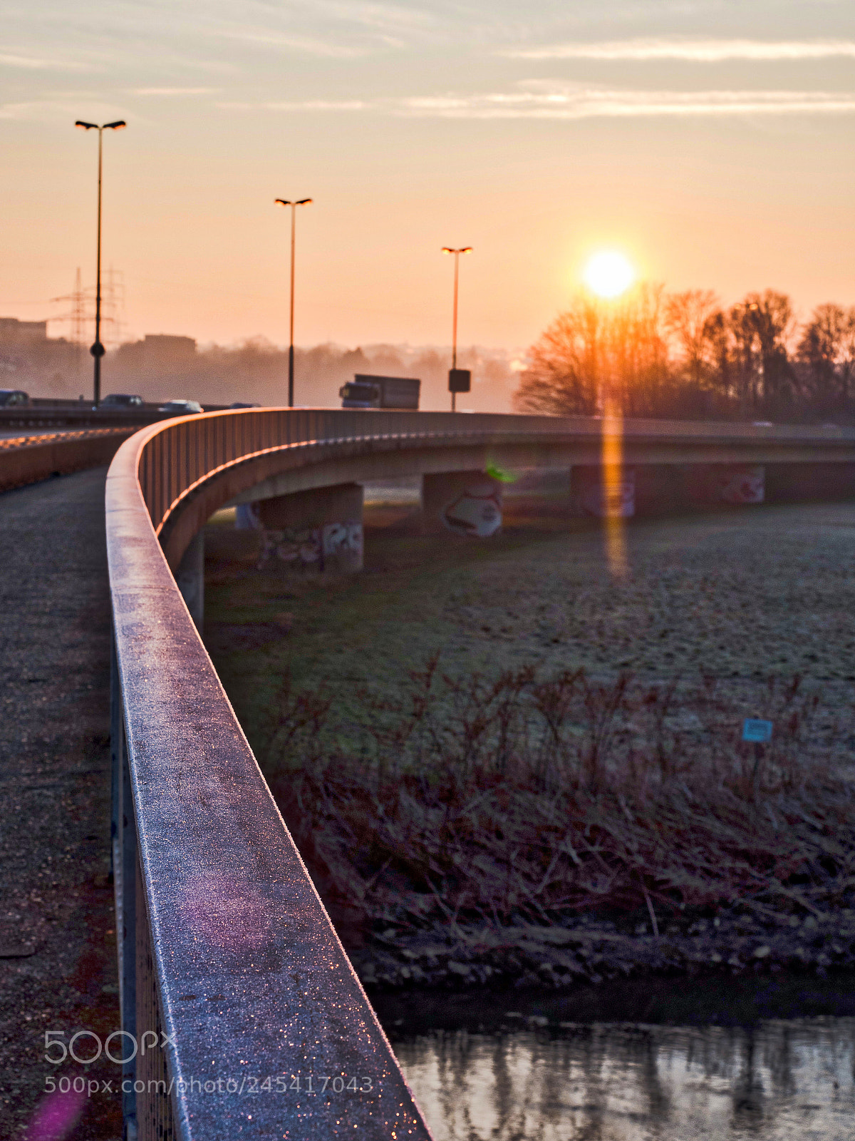 Olympus OM-D E-M1 Mark II sample photo. Rush-hour sunrise photography