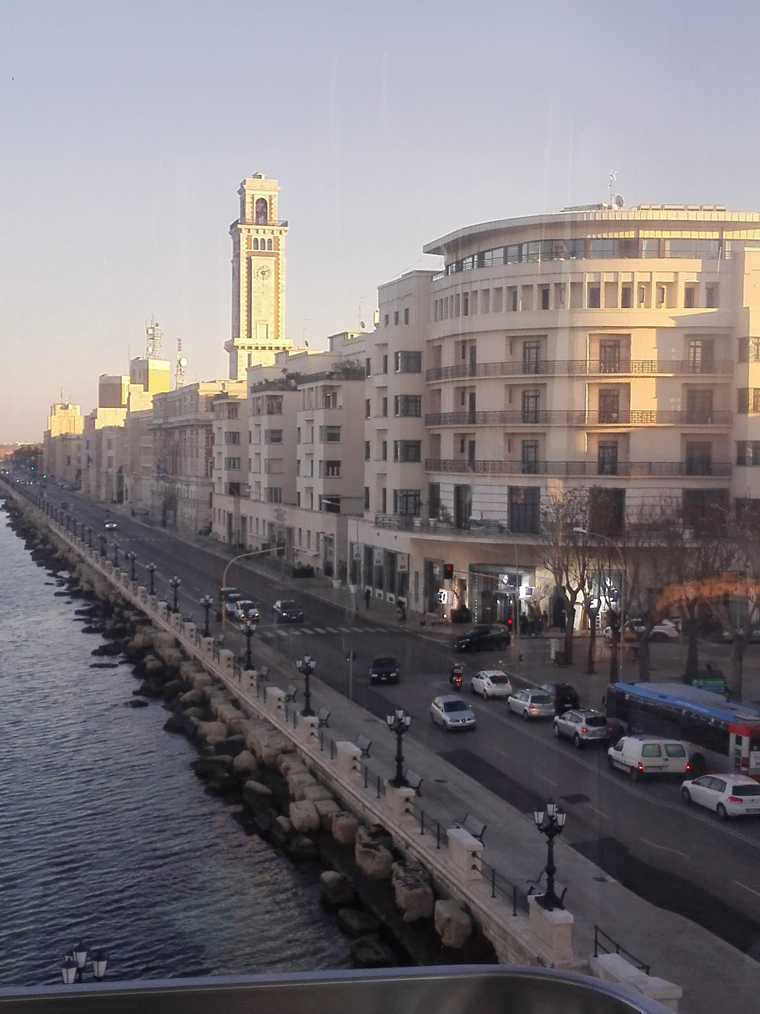 HUAWEI P7-L10 sample photo. Italy- bari- seafront photography