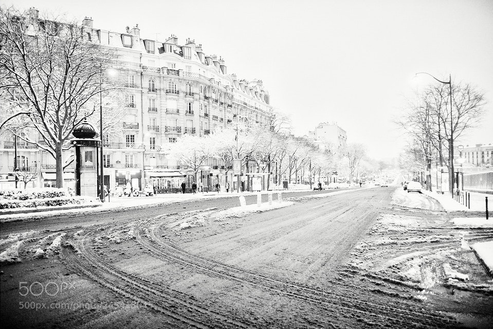 Fujifilm X-Pro1 sample photo. Boulevard de l'h pital photography