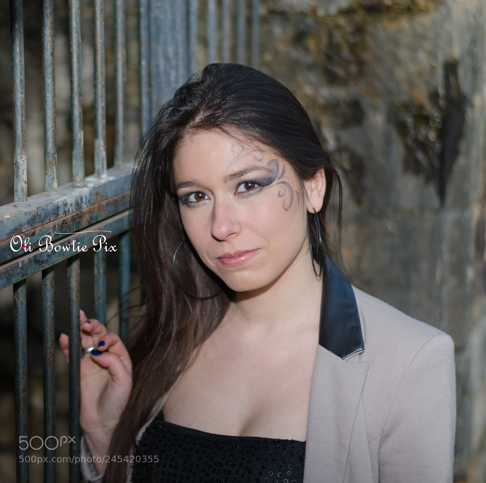 Nikon D5100 sample photo. Outside castle photography