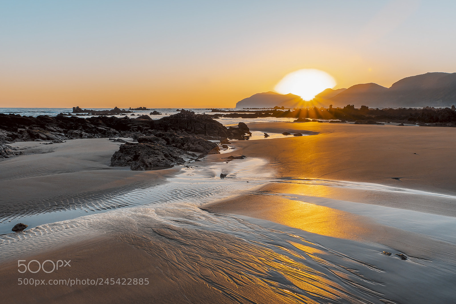 Fujifilm X-T20 sample photo. Trengandin beach, sunrise. photography