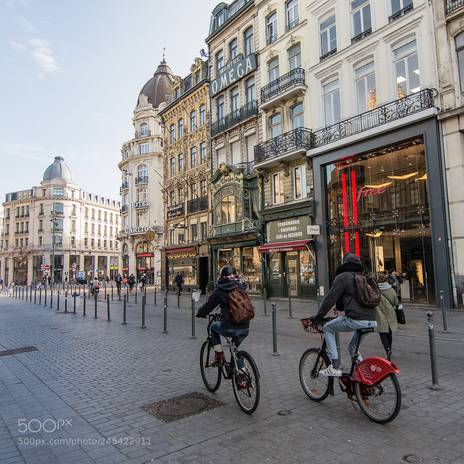 Nikon D5200 sample photo. Lille city bike photography