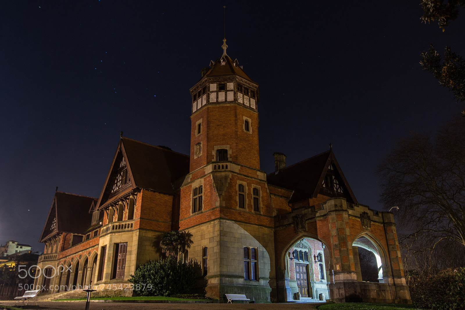 Canon EOS 700D (EOS Rebel T5i / EOS Kiss X7i) sample photo. Betwenn palace and stars.... photography