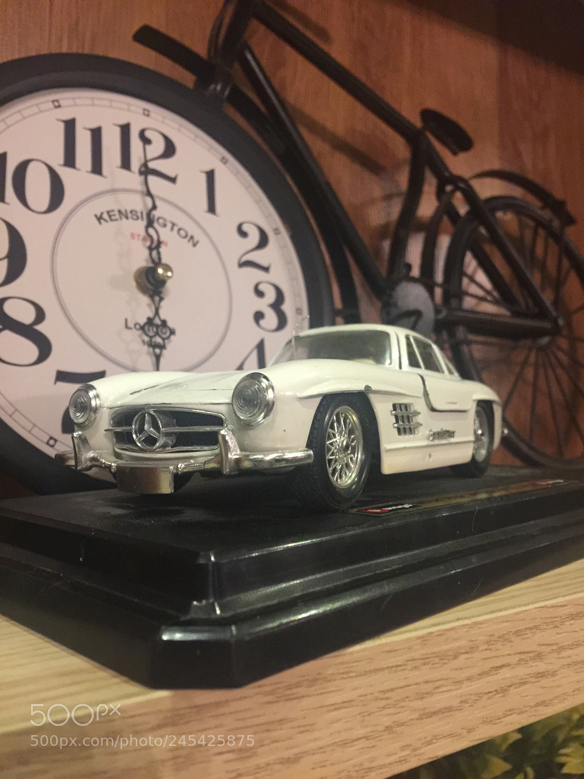 Apple iPhone 6 Plus sample photo. Mercedes benz photography