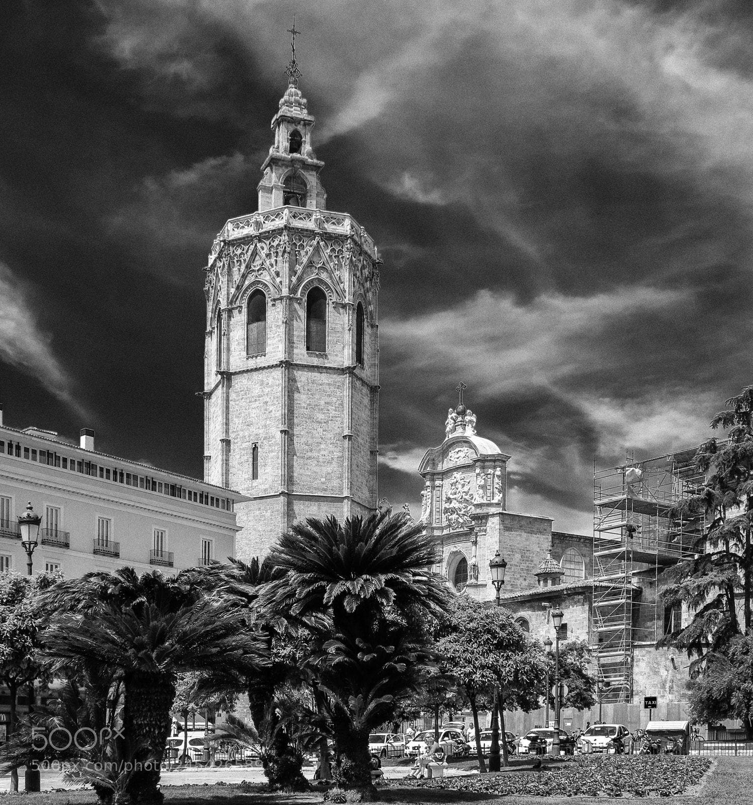 Canon PowerShot G1 X sample photo. El miguelete valencia cathedral photography