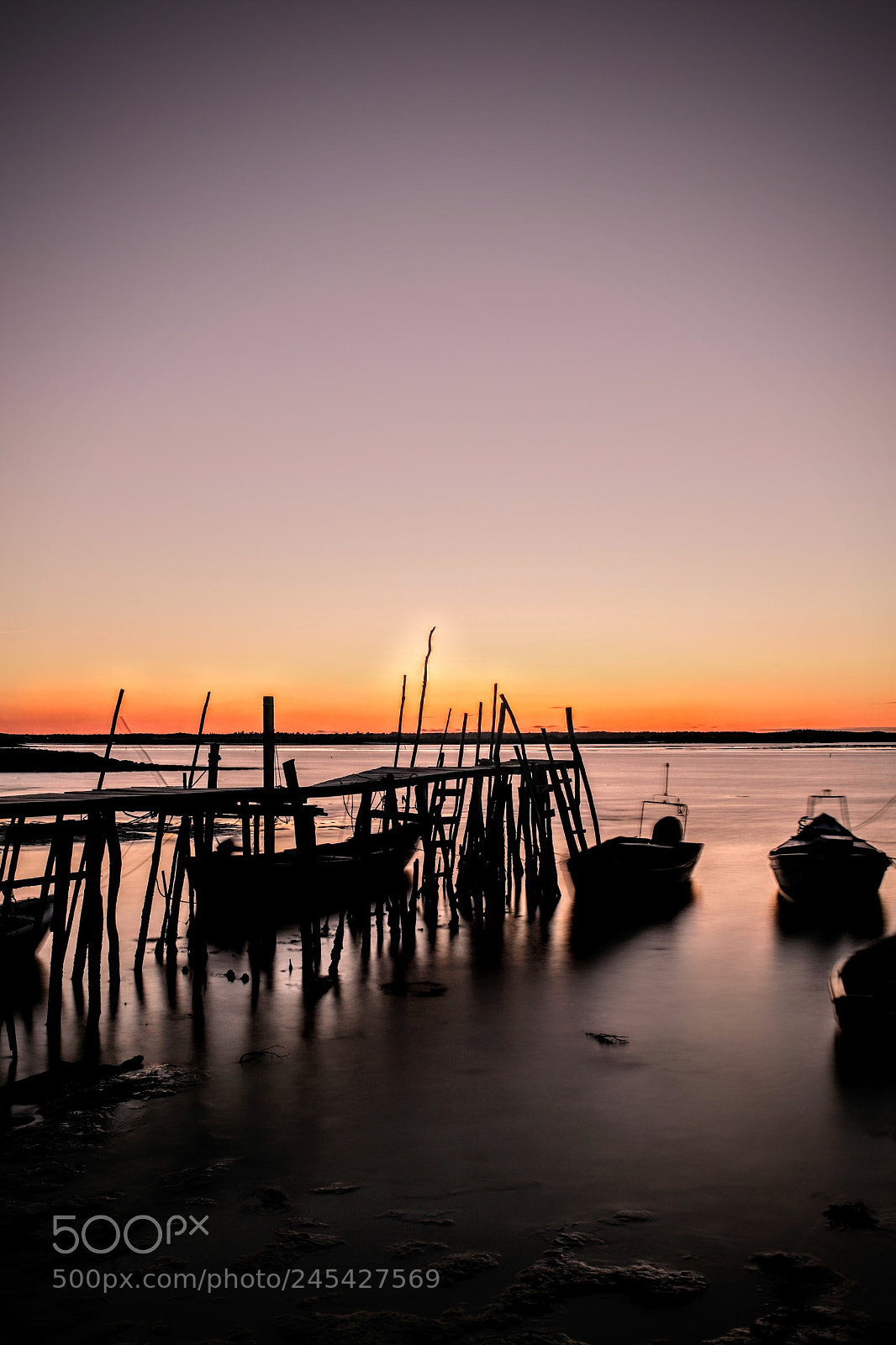 Canon EOS 6D Mark II sample photo. Boat silhouettes photography