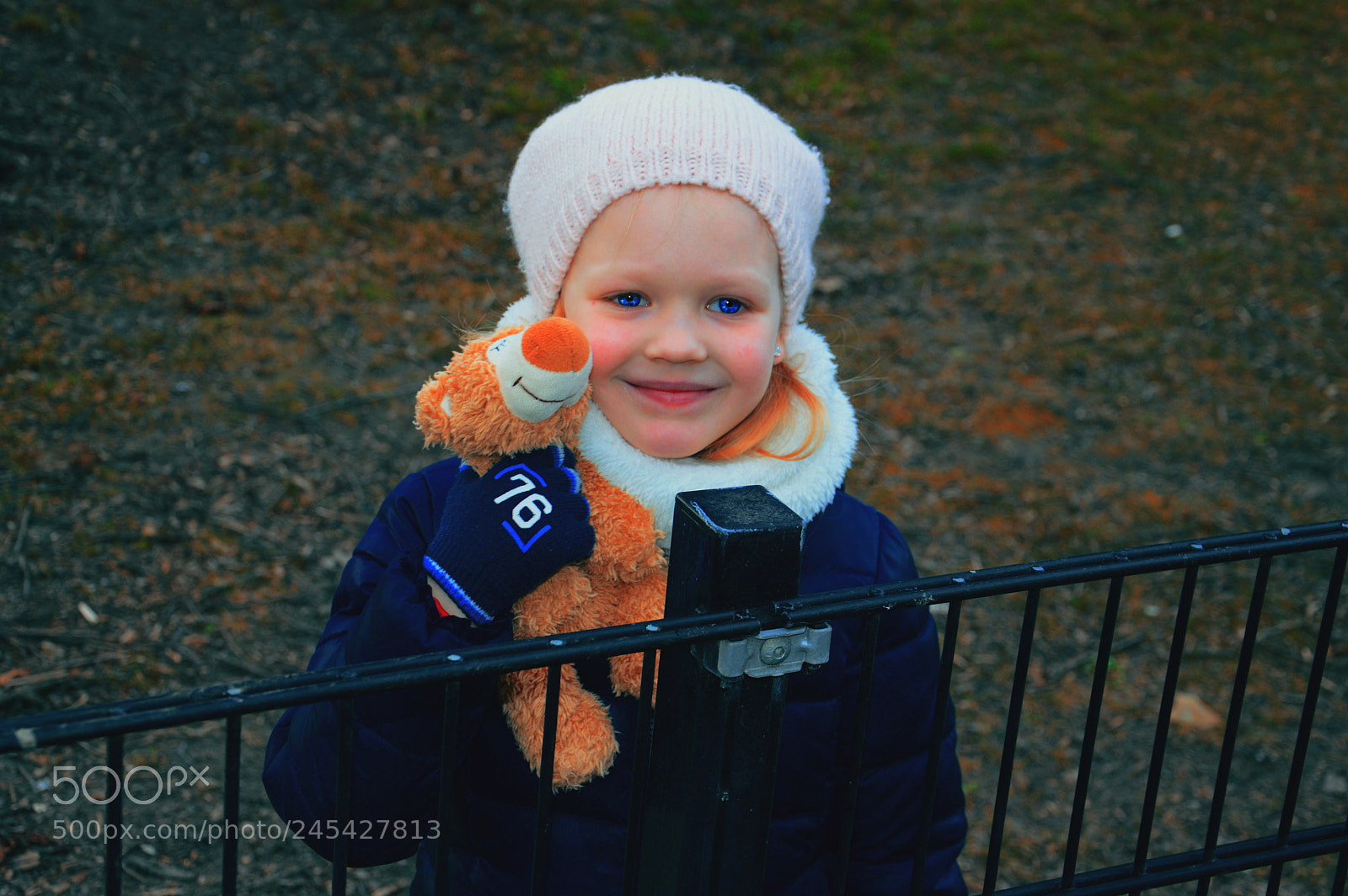Nikon D3200 sample photo. Girl and teddy bear photography