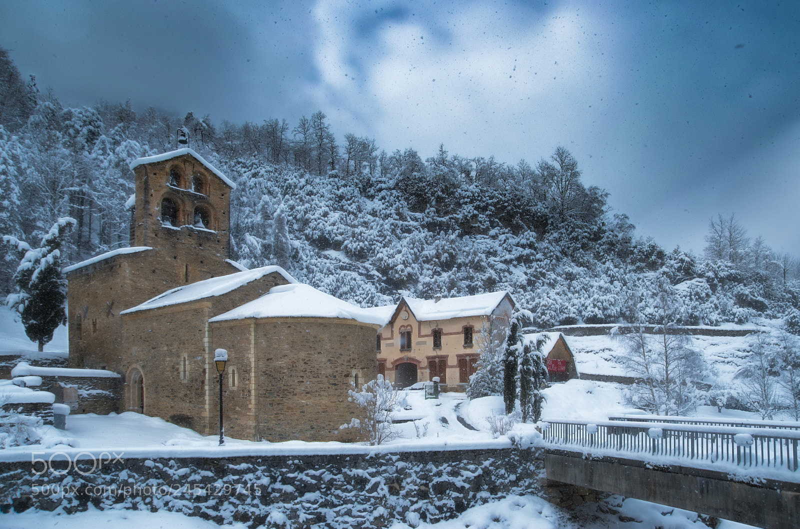 Nikon D5500 sample photo. The church and the photography