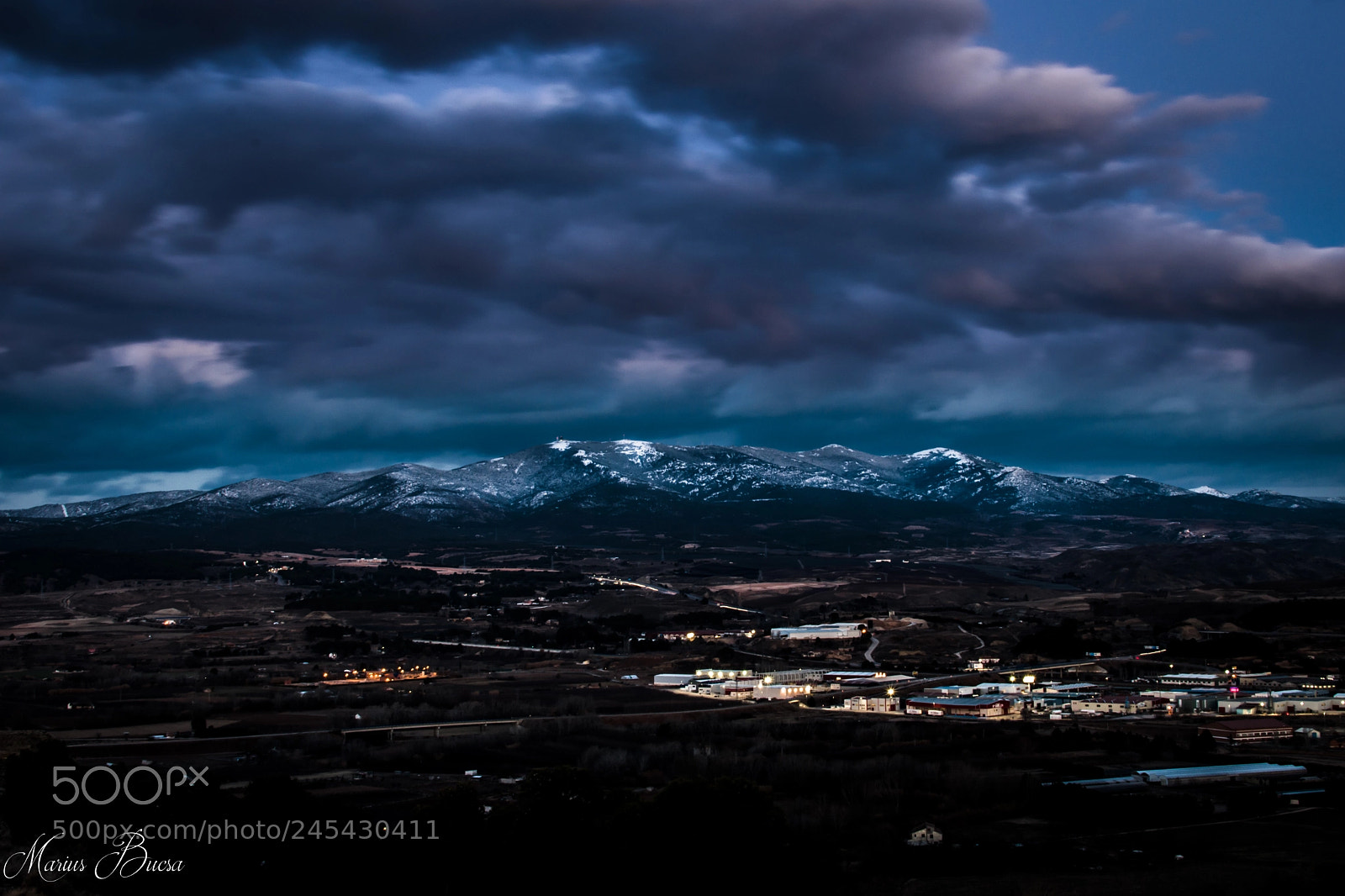 Nikon D5600 sample photo. Dark winter photography