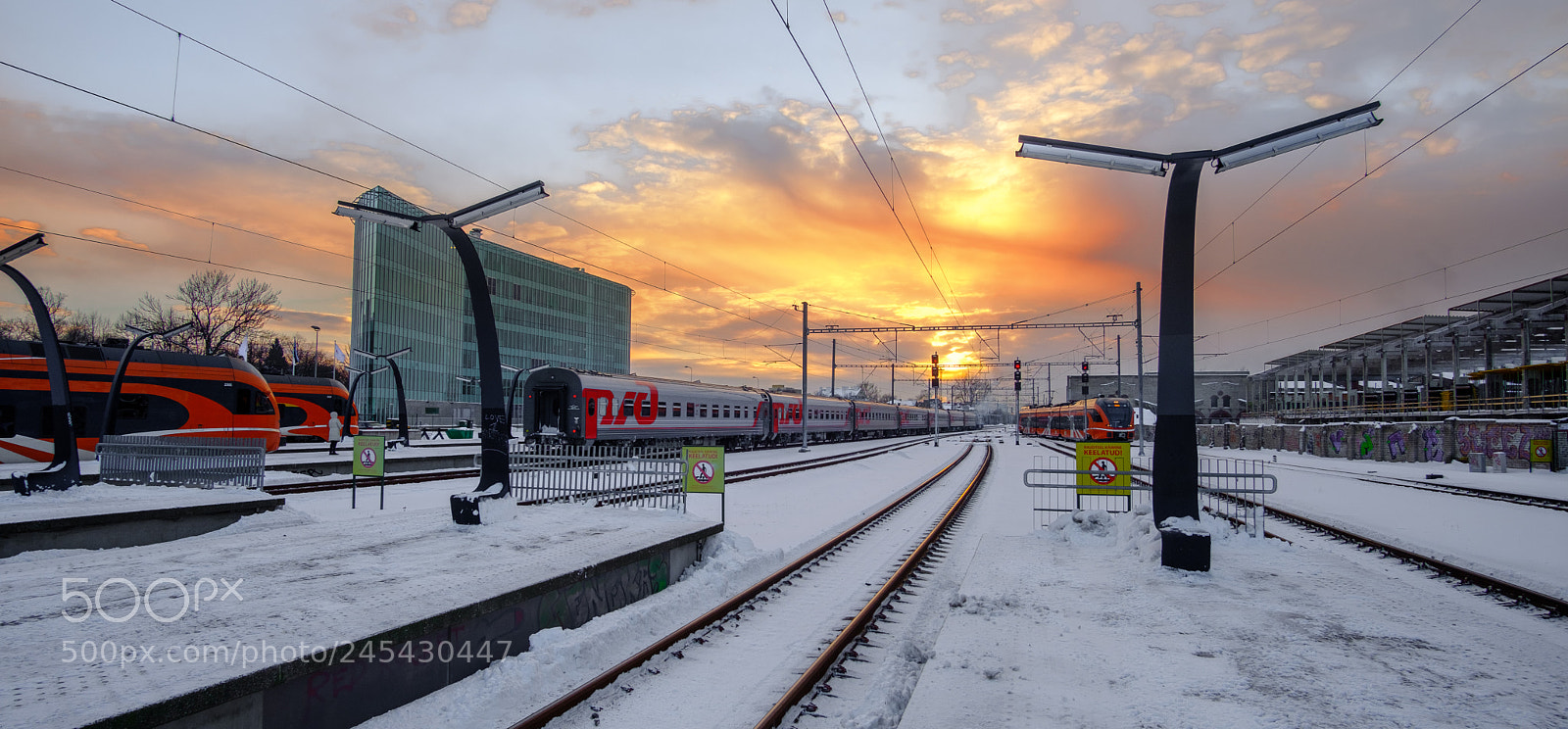 Fujifilm X-T20 sample photo. Sunset above railway station photography