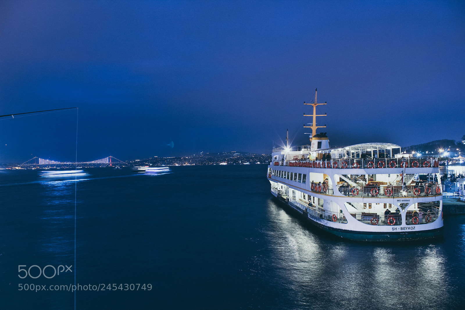 Canon EOS 1300D (EOS Rebel T6 / EOS Kiss X80) sample photo. Istanbul at night photography