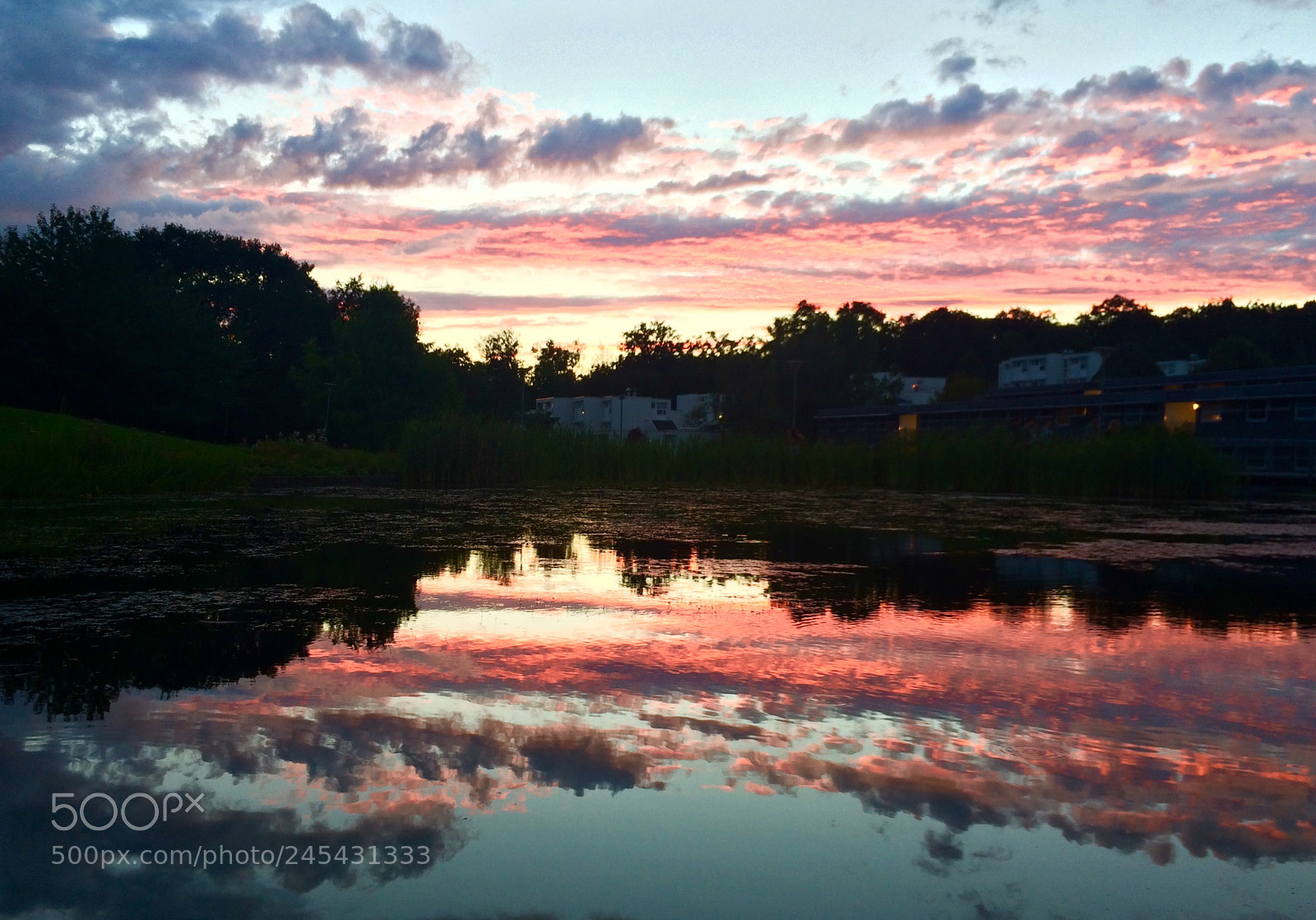 Apple iPhone 5s sample photo. Dusk photography
