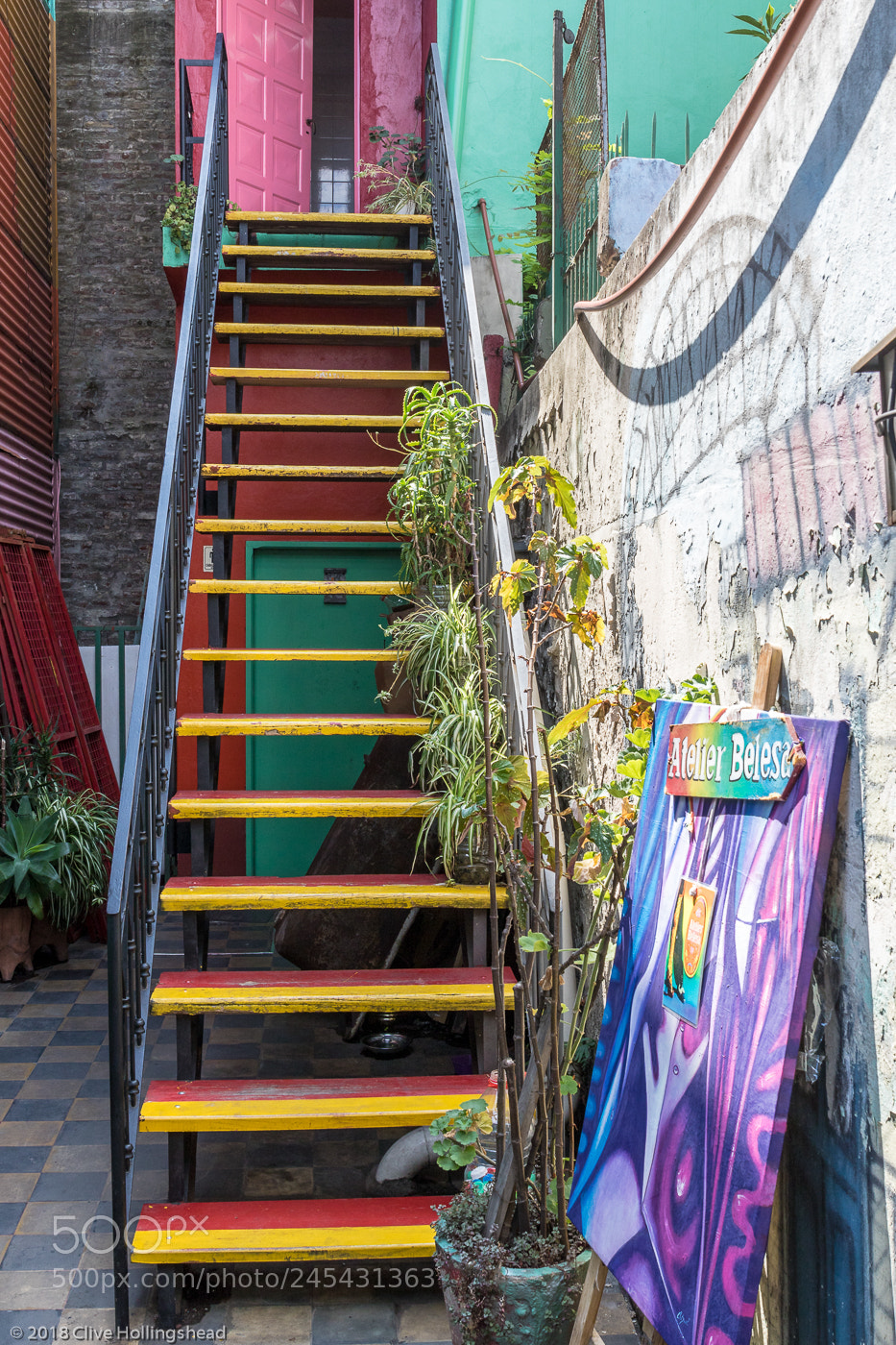 Canon EOS 7D Mark II sample photo. Colorful cluttered courtyard photography