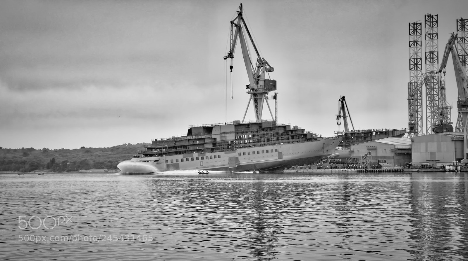 Fujifilm X-T2 sample photo. Ship launching photography