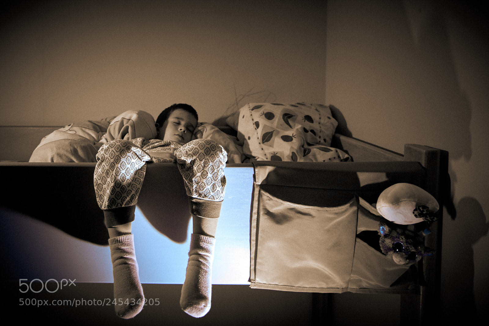 Nikon D5500 sample photo. Better way to sleep photography