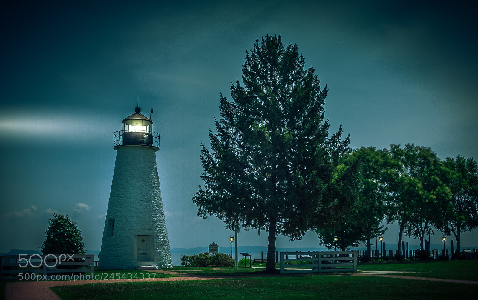 Canon EOS 50D sample photo. Concord lightouse photography