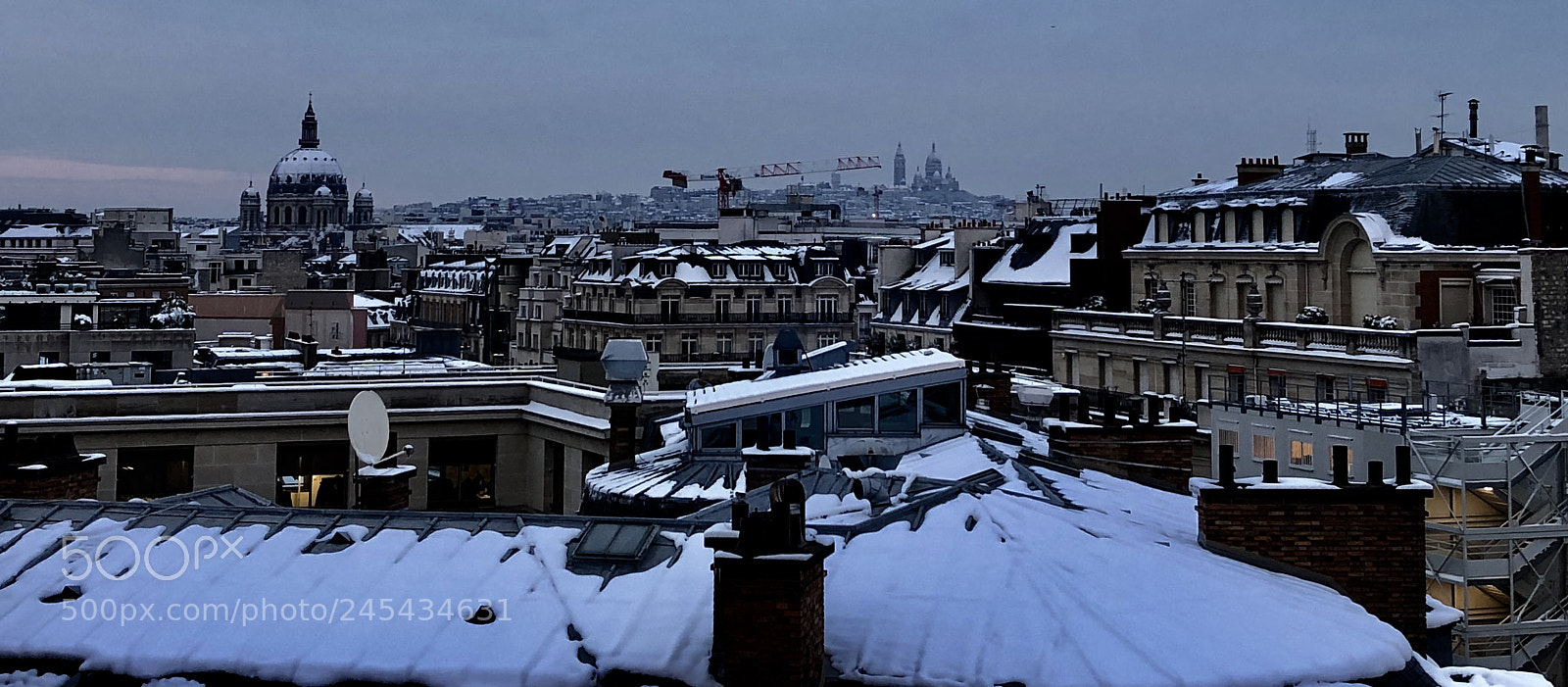 Apple iPhone X sample photo. Montmartre hills under the photography