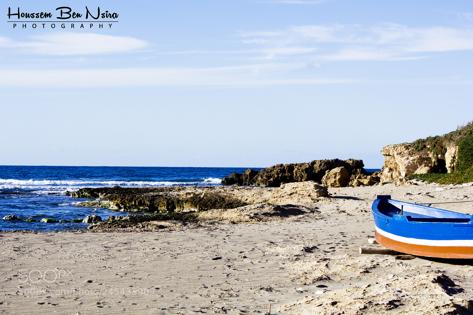 Canon EOS 550D (EOS Rebel T2i / EOS Kiss X4) sample photo. Blue boat - el photography