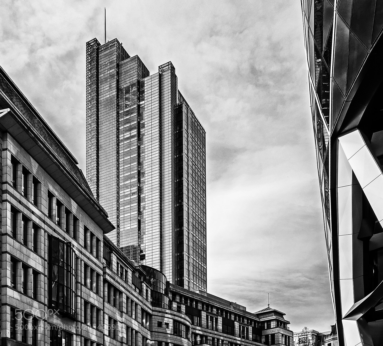 Fujifilm X70 sample photo. Heron tower view bishopsgate photography